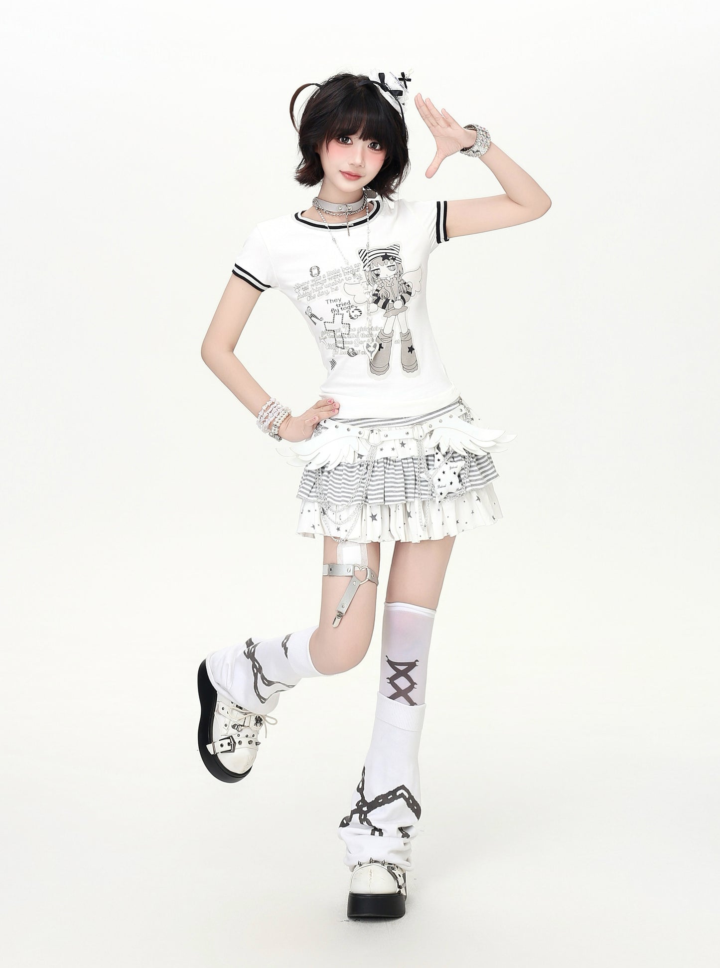 モノトーンフィットTシャツ
