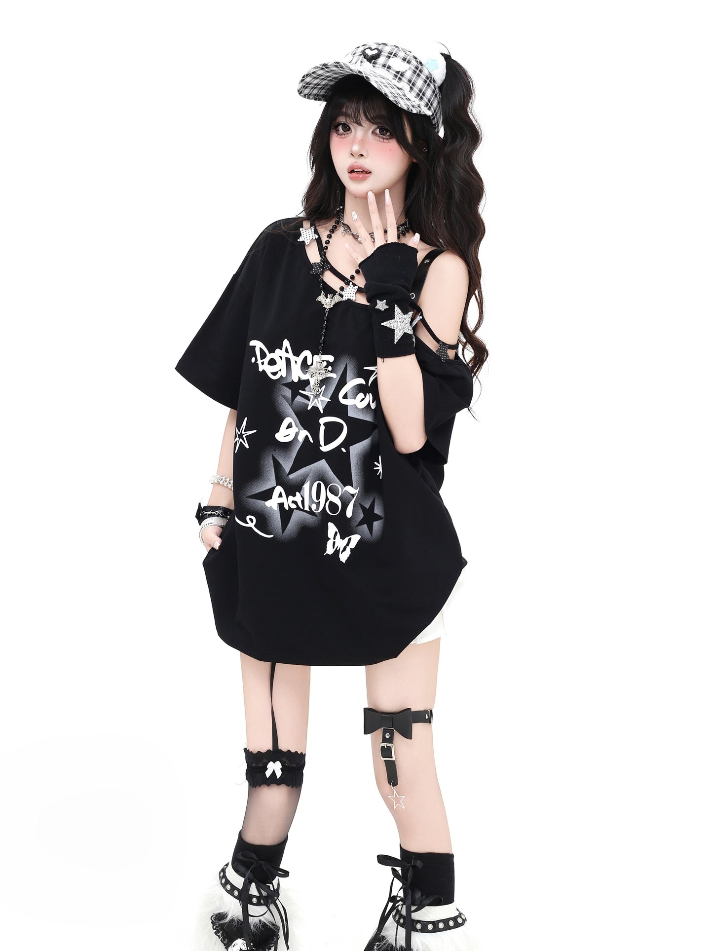 白黒ドット×肩あきゆるT