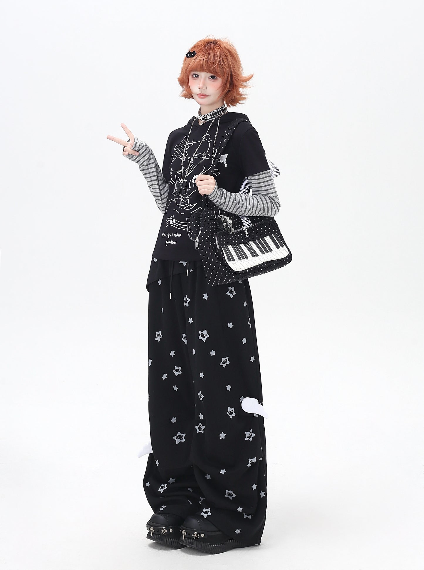 くすみスター柄 ルーズストレートパンツ