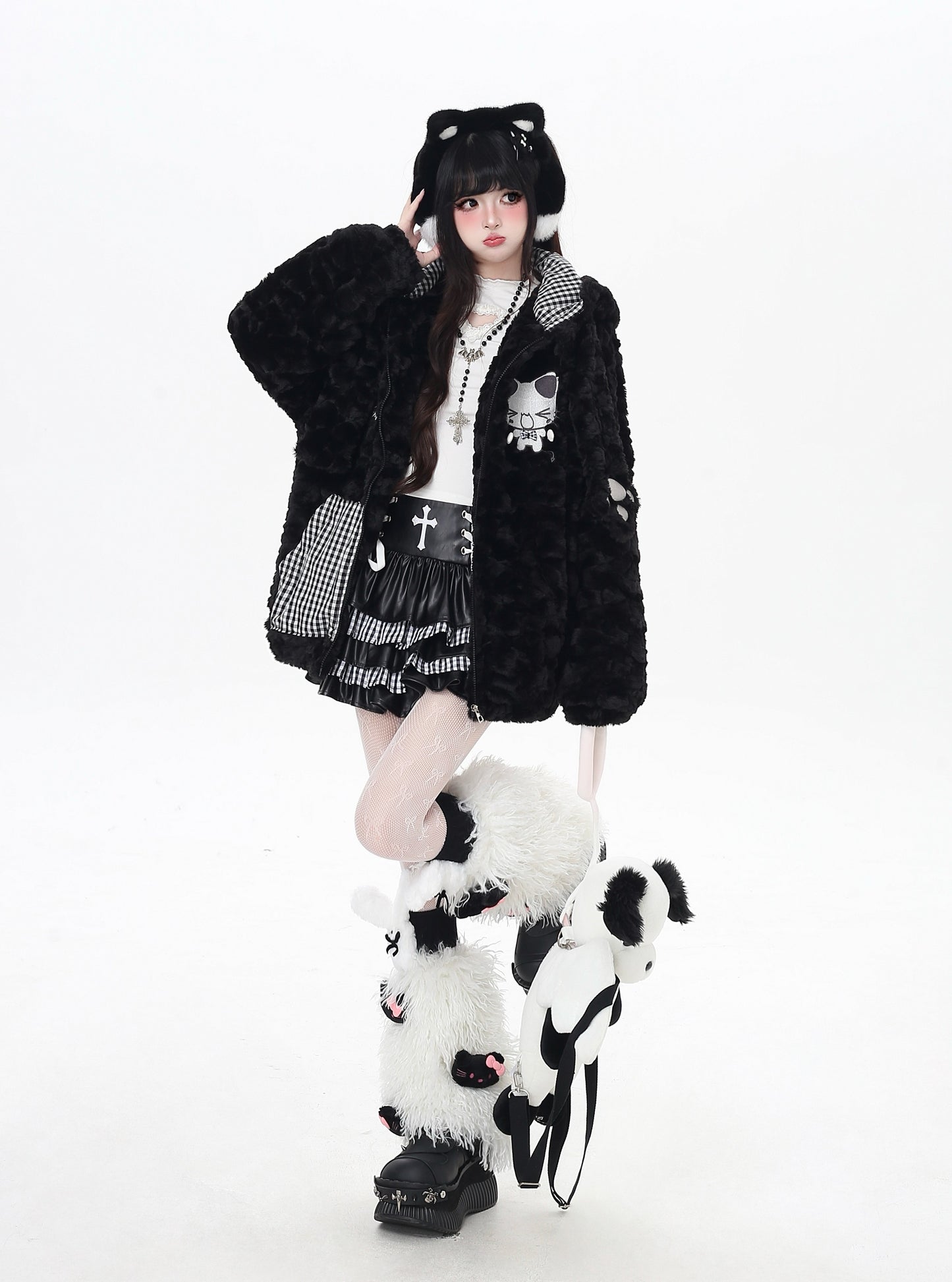 ねこモチーフチェックフード付きボアジャケット