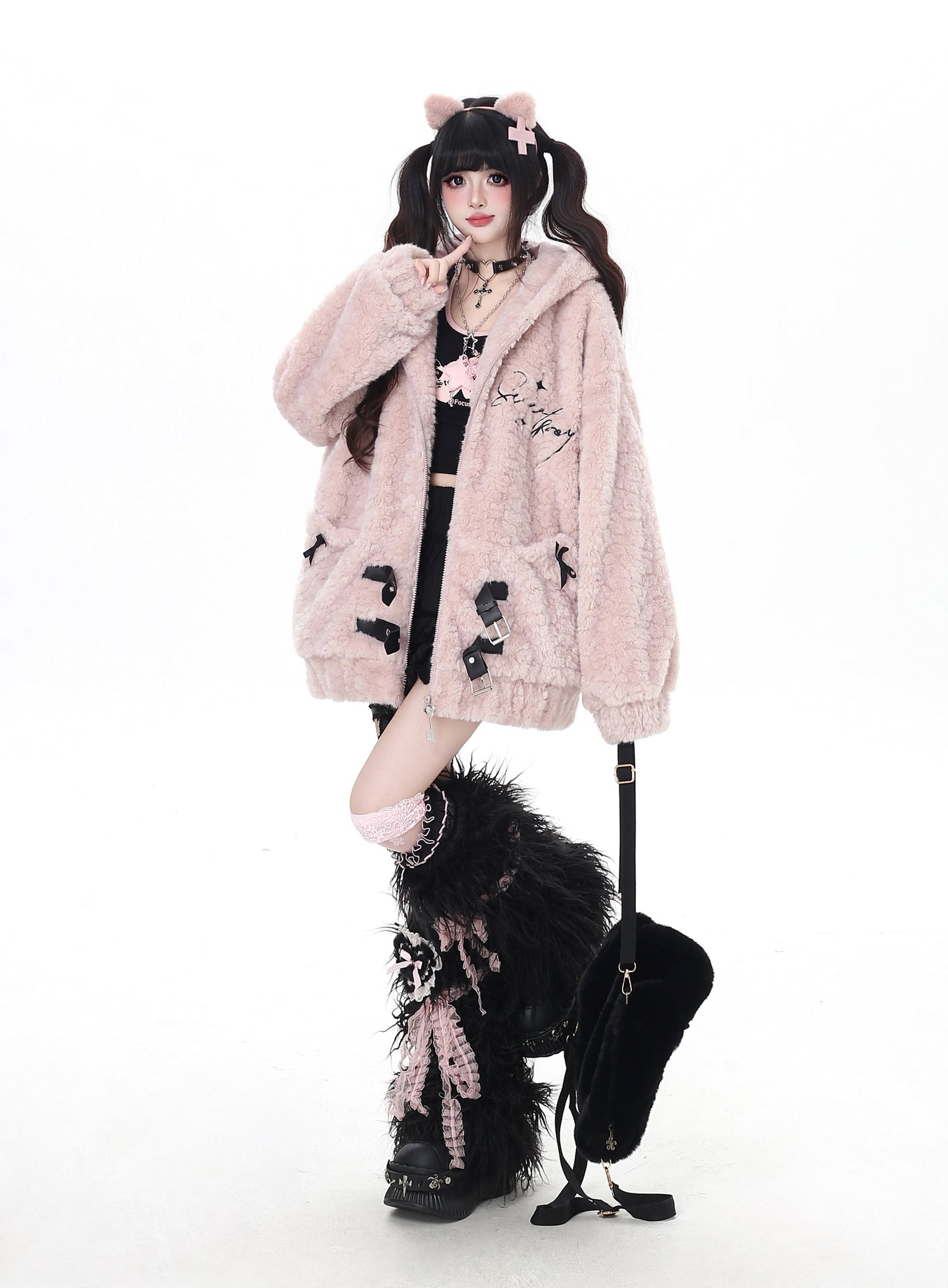 刺繍ねこ耳フード付き厚手ボアジャケット