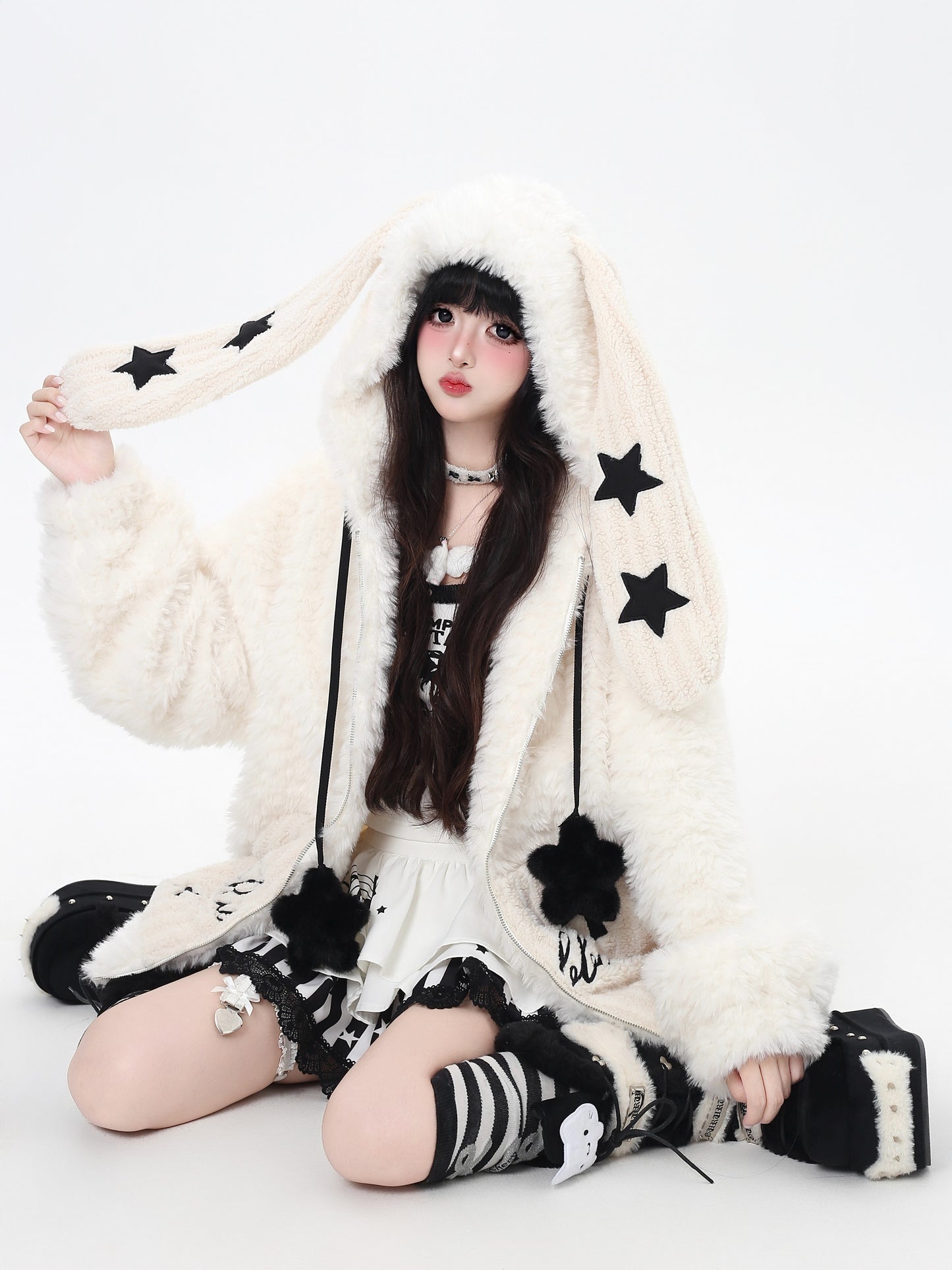 うさ耳フード×星柄ボアジャケット