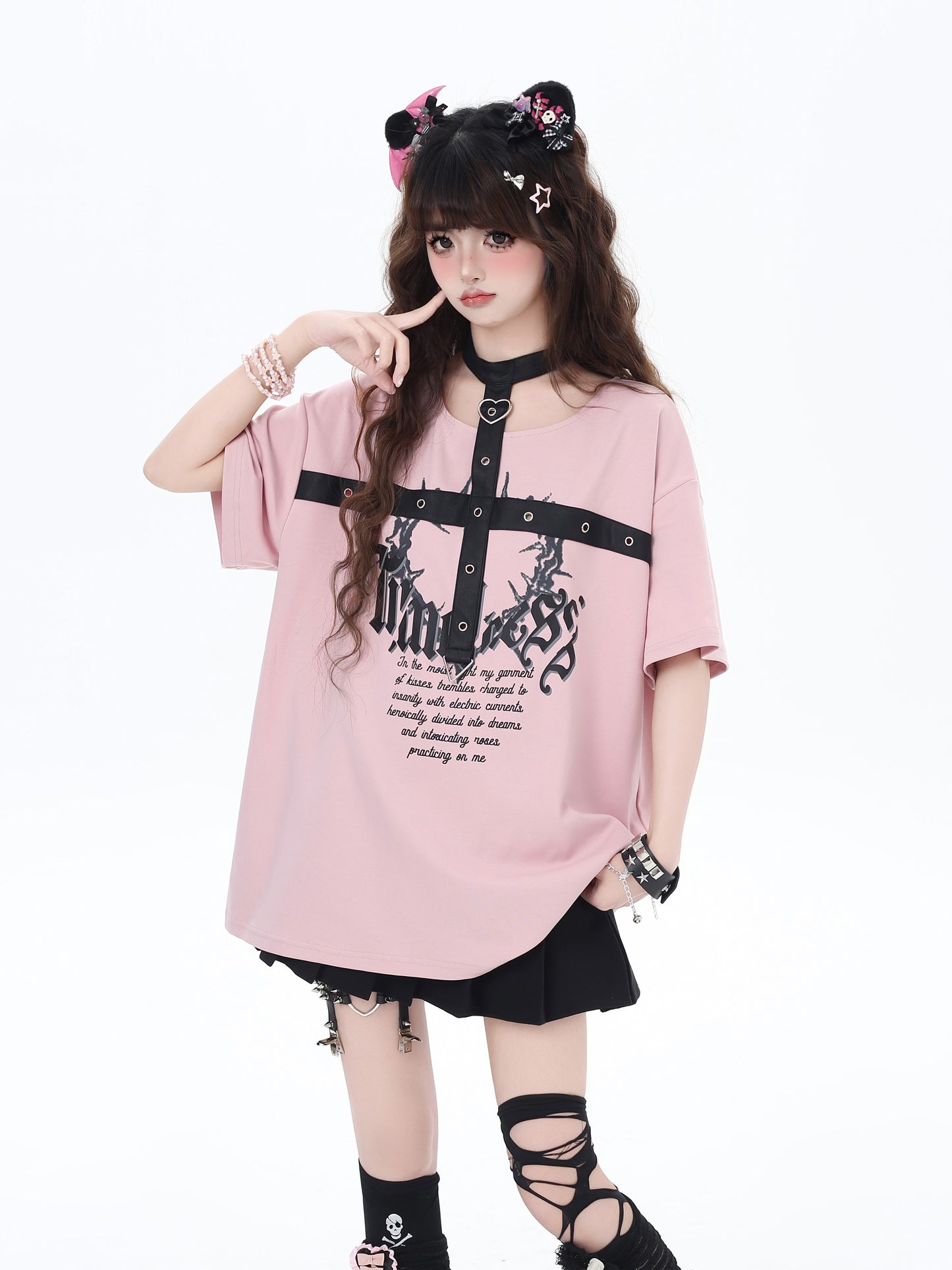 レザー首掛けショートスリーブTシャツ