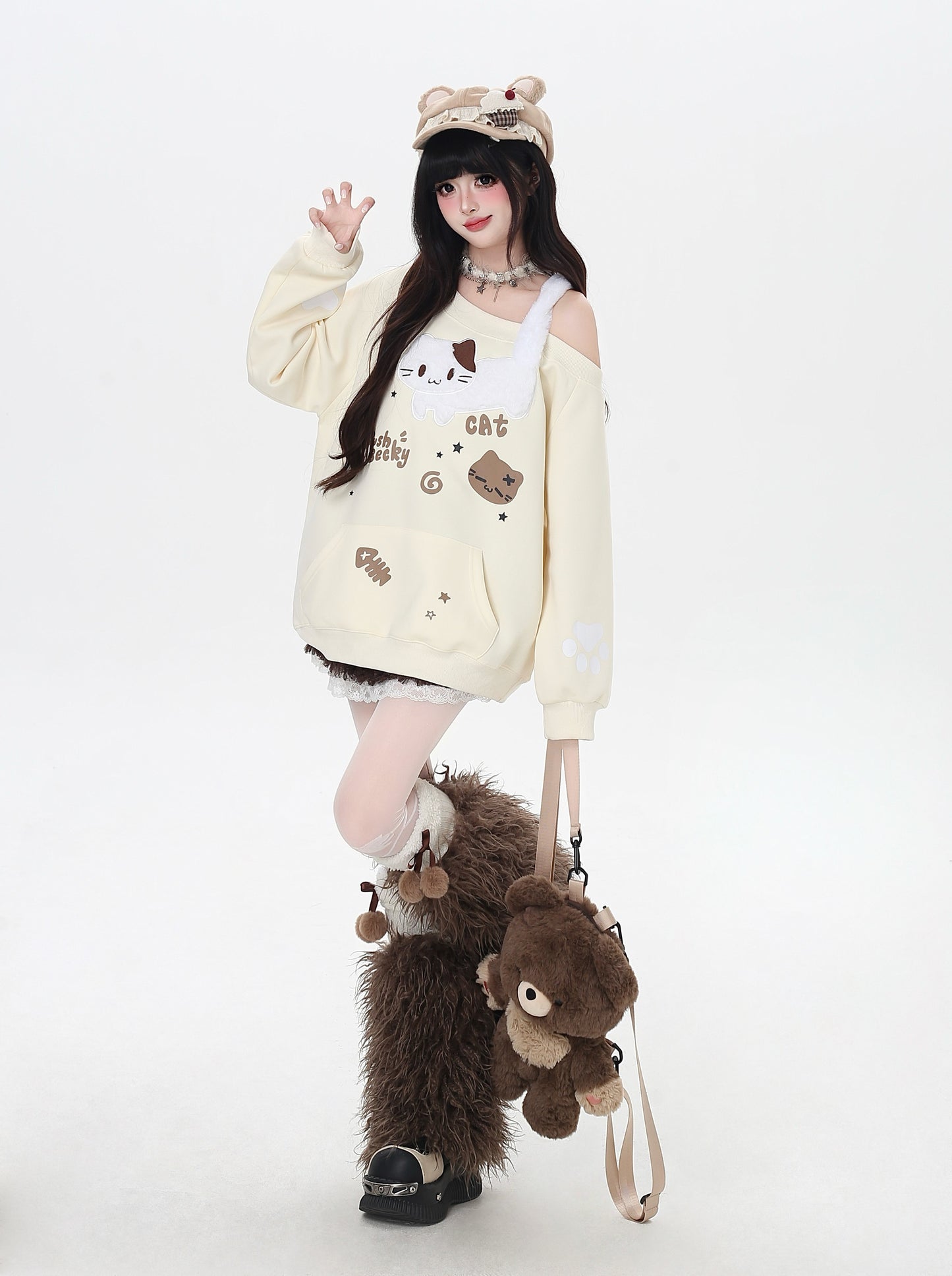 猫柄ふわもこオフショルスウェット