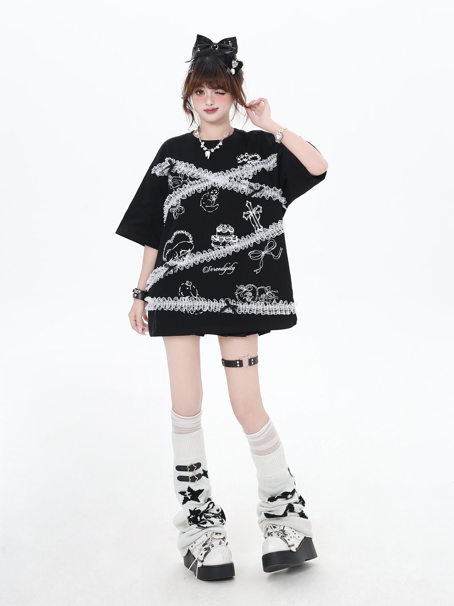 レースフリル＆カートゥーン！黒白ゆるTシャツ