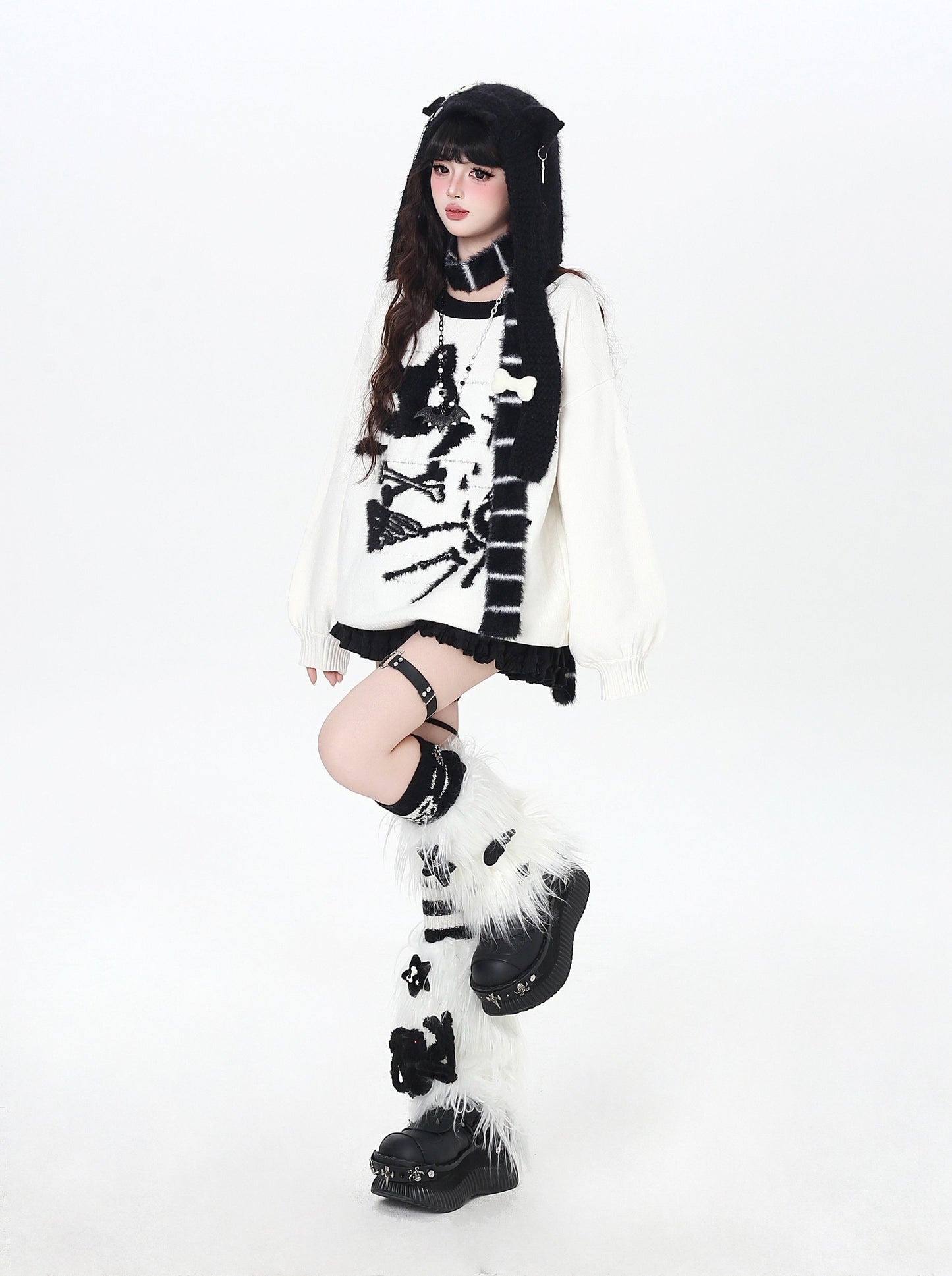 白黒ねこモチーフ ルーズニットプルオーバー｜秋冬ゆるサブカル