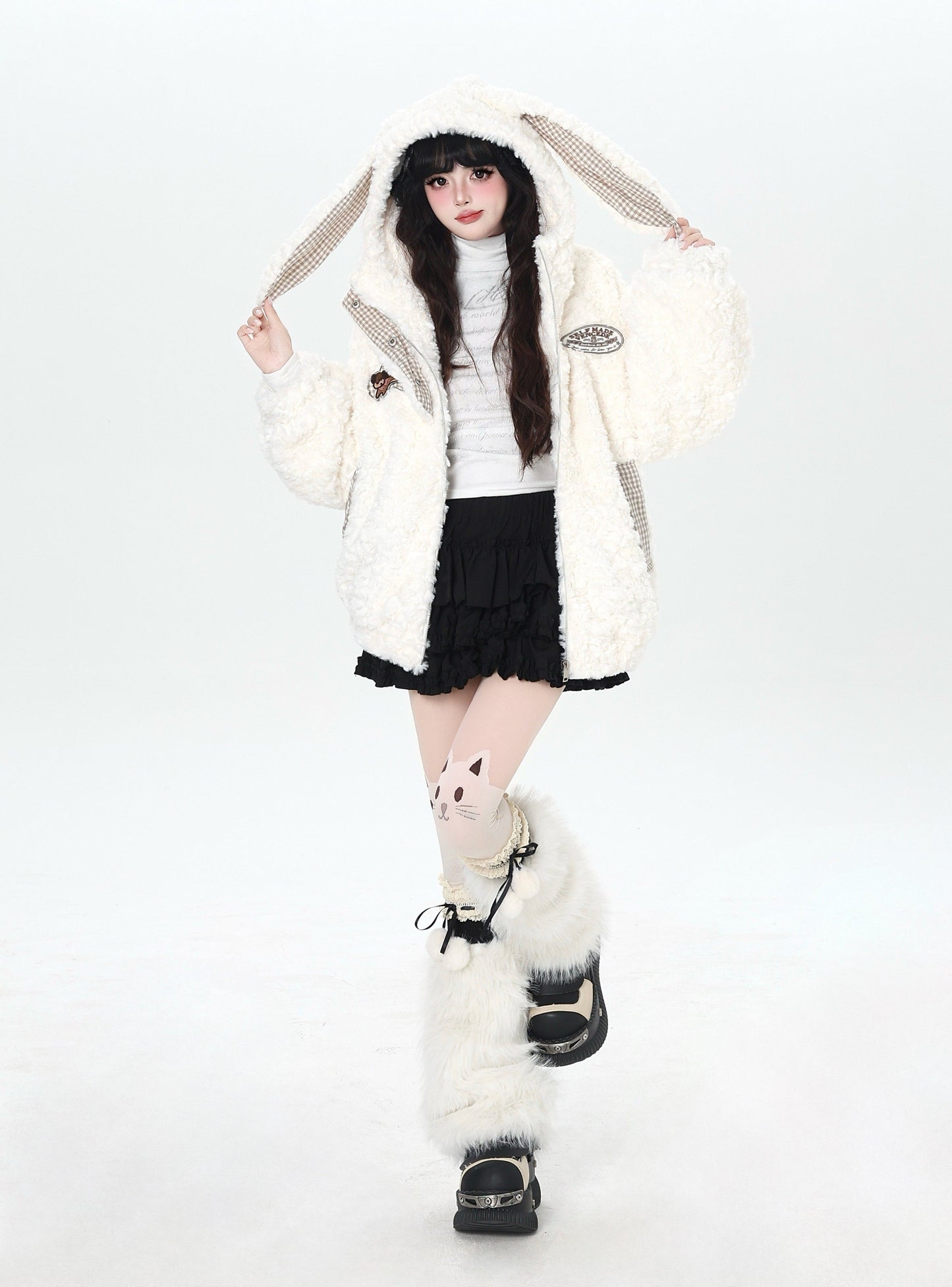 うさ耳＆刺繍入り チェック切替ボアジャケット