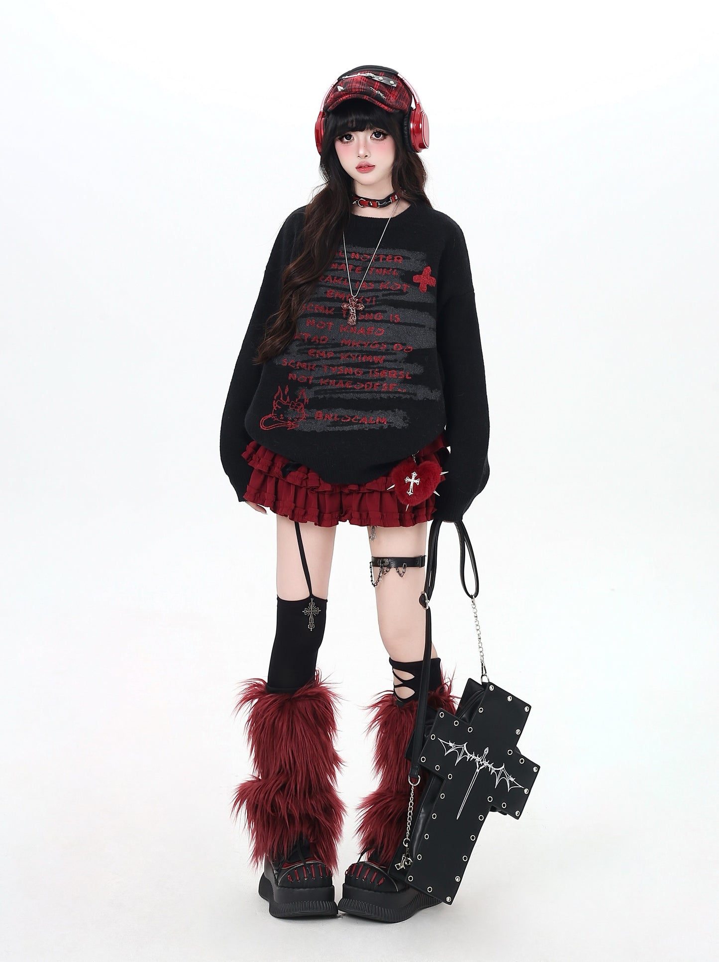 ゴシック猫ニット｜黒×グレーのゆる甘クールコーデ