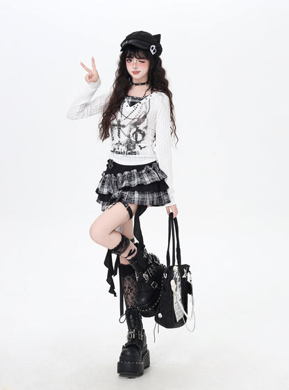 チェーンプリント♡ホルターネック風ニットトップス
