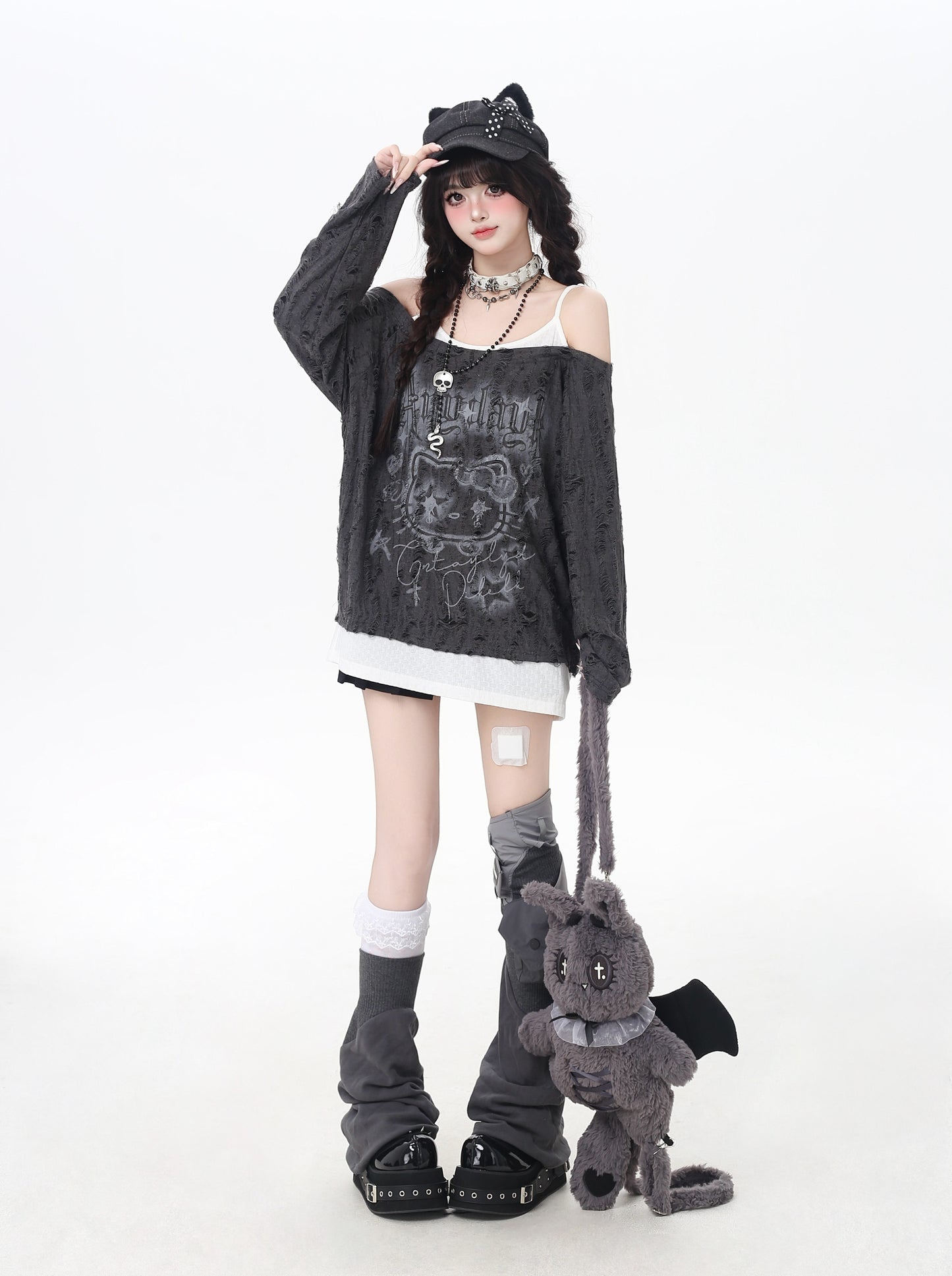 ゴシックkitty×ダメージ レイヤードロンT