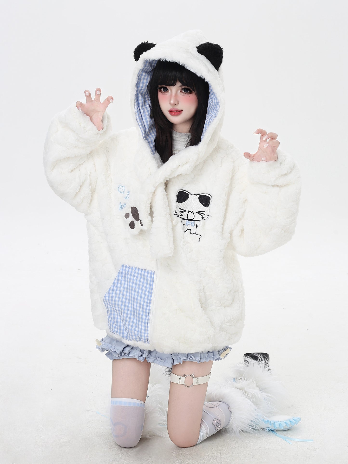 ねこモチーフチェックフード付きボアジャケット