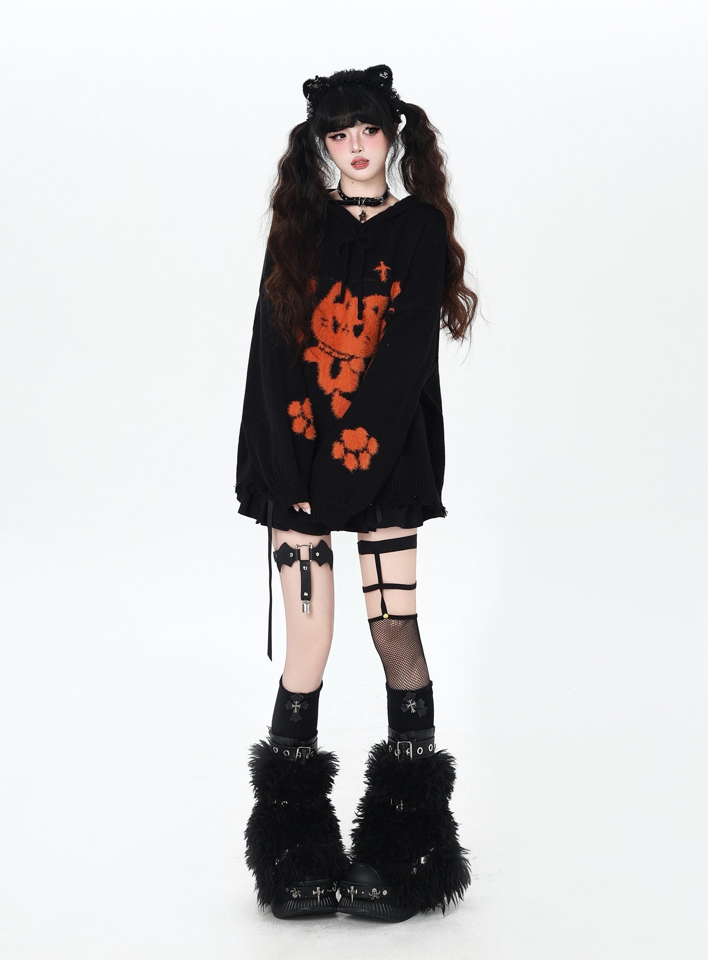 ねこモチーフ フード付きルーズニット｜黒×グレー サブカル