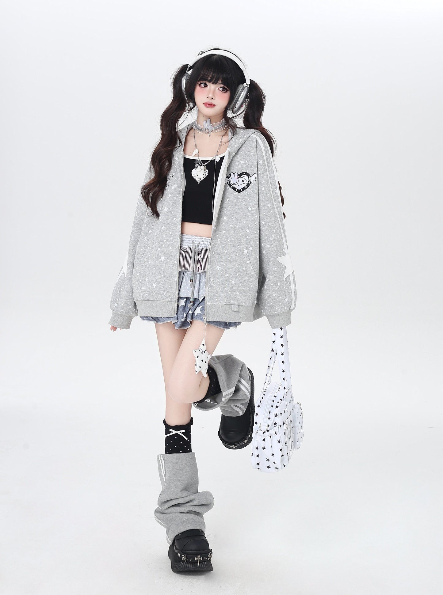 うさぎ刺繍フードゆるパーカー