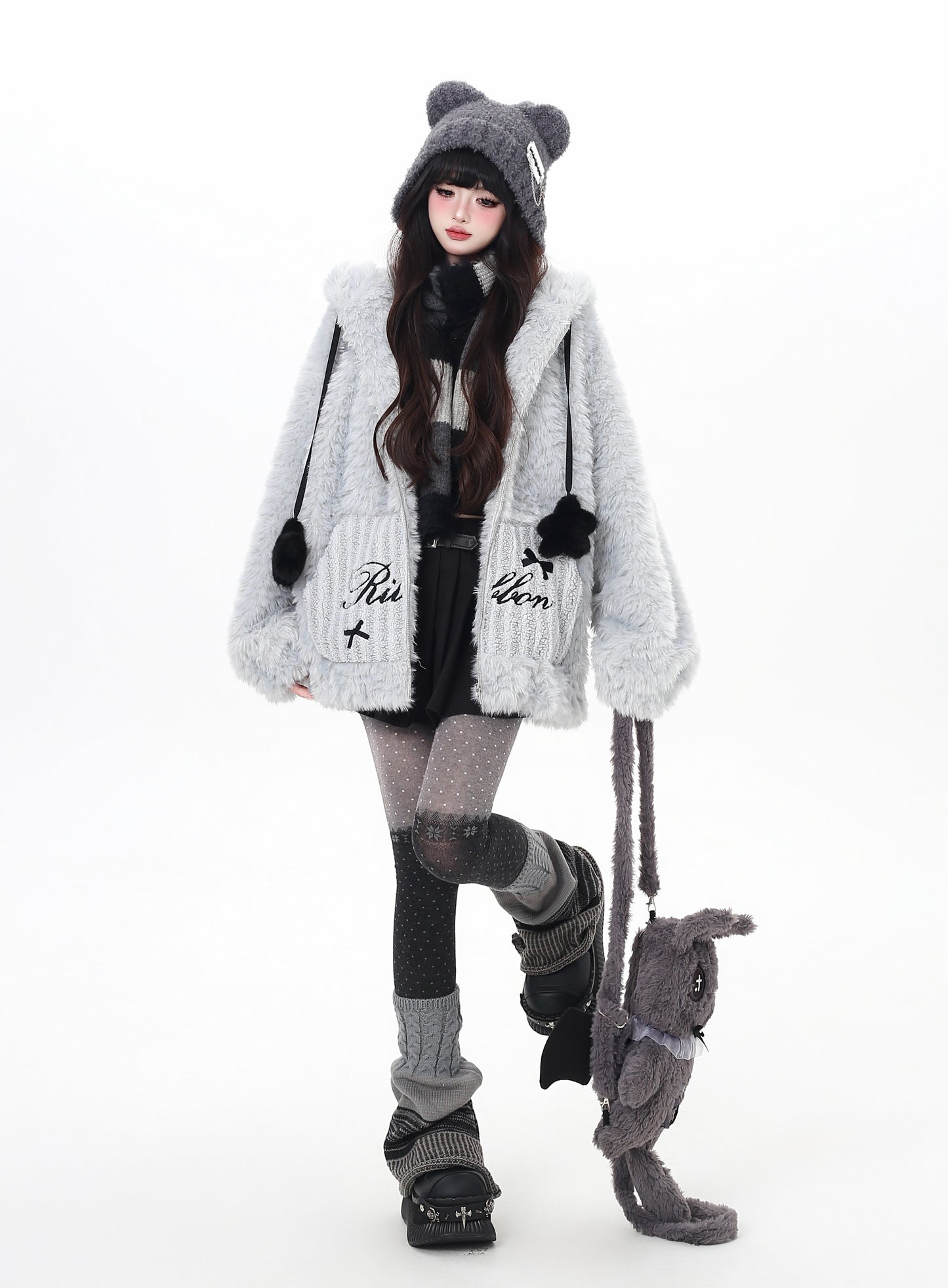 うさ耳フード×星柄ボアジャケット