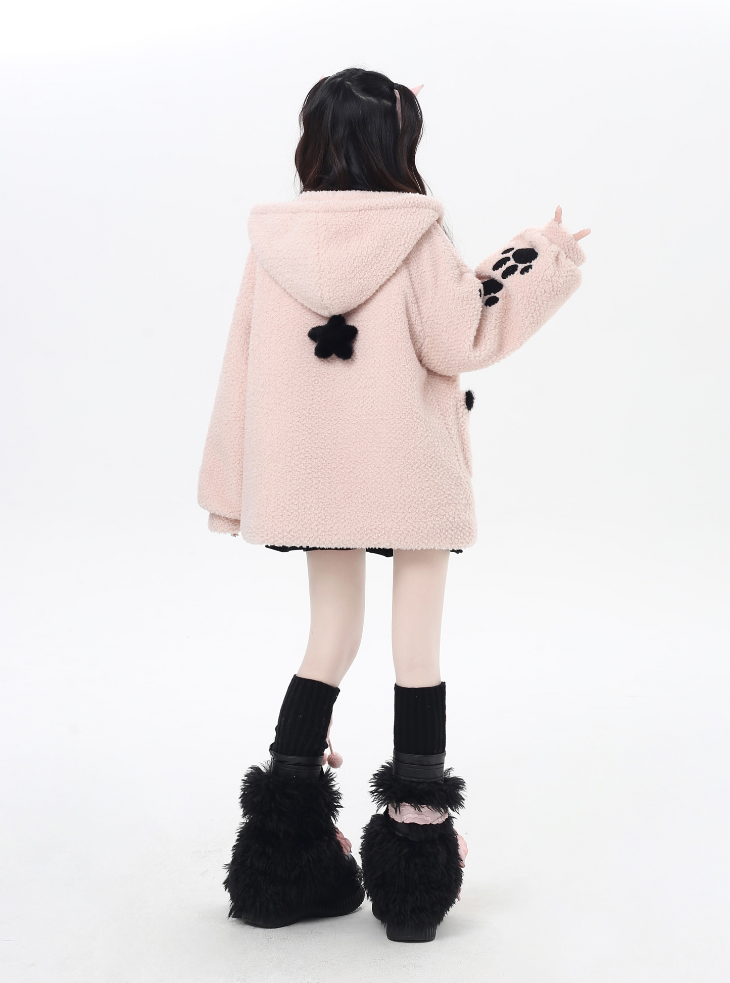 キャットモチーフ刺繍フードボアジャケット
