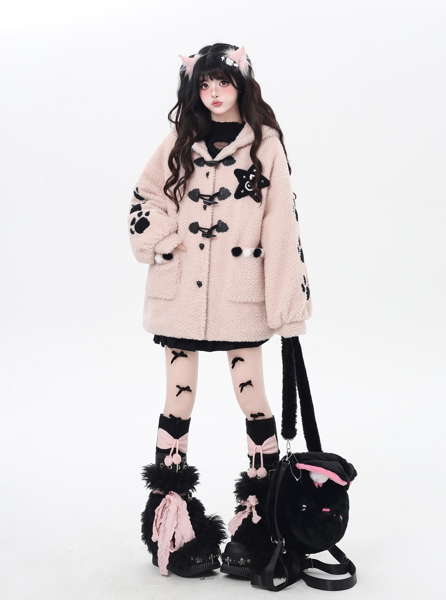 キャットモチーフ刺繍フードボアジャケット