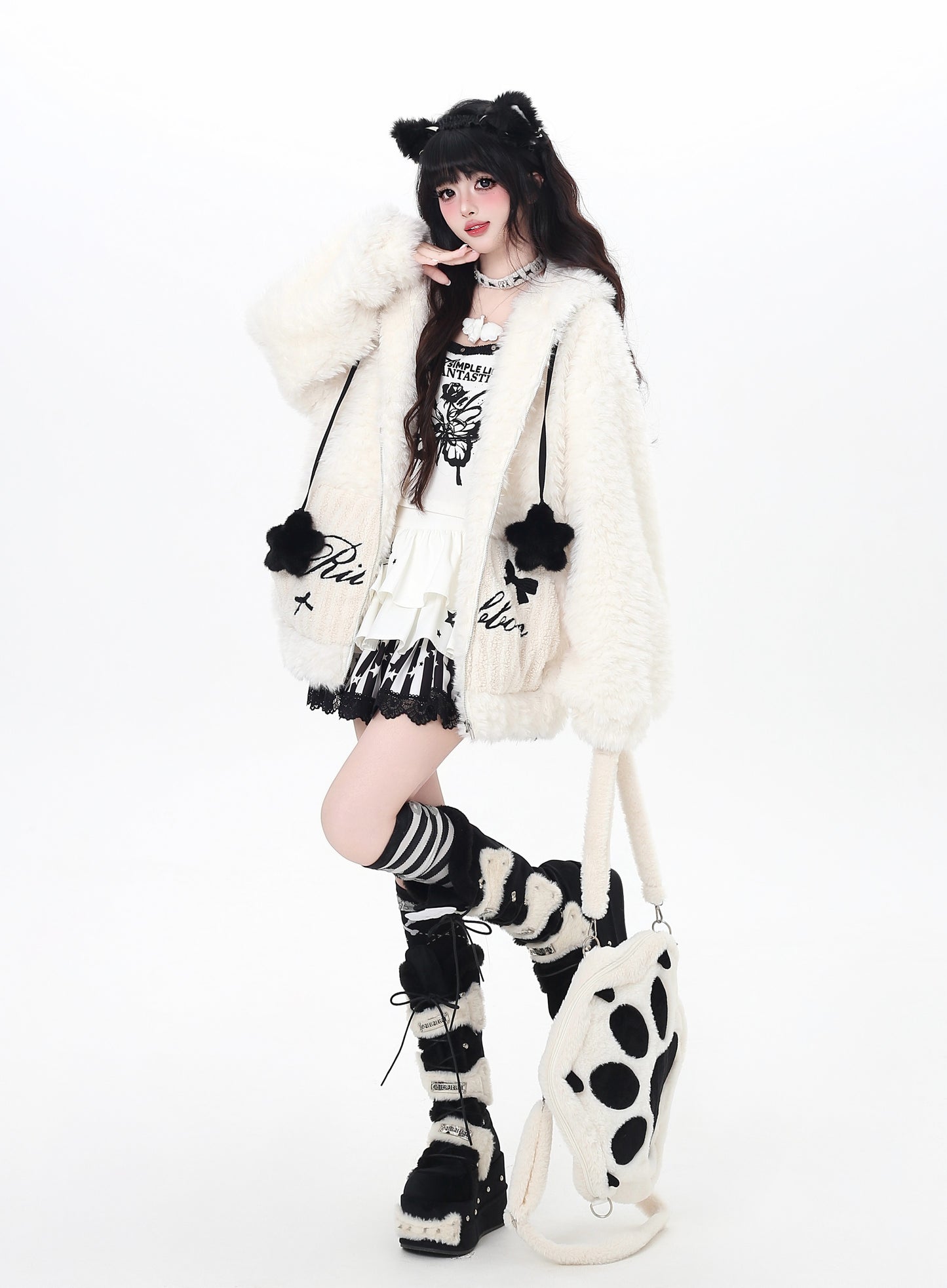 うさ耳フード×星柄ボアジャケット