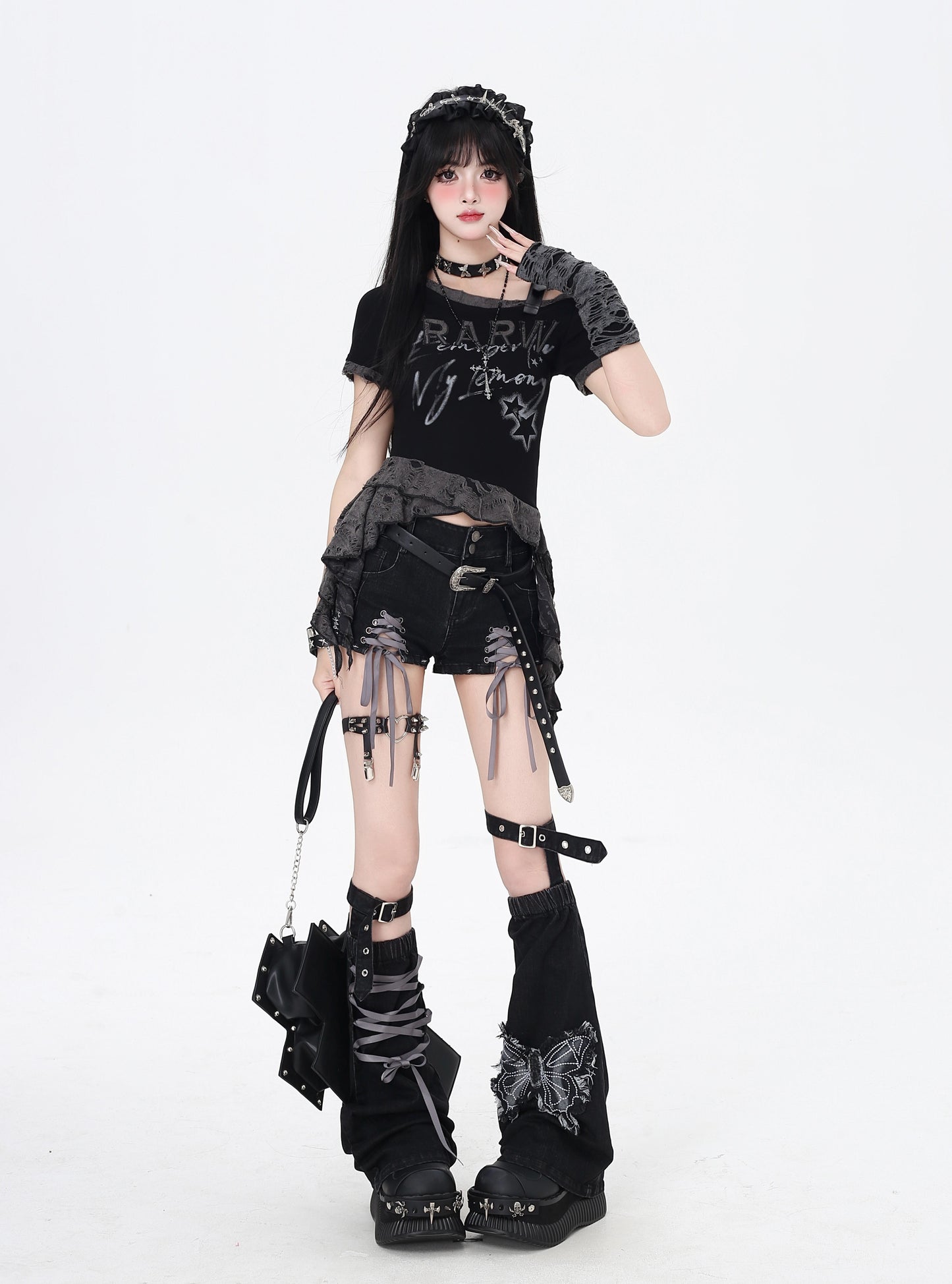 レースアップローライズデニムショートパンツ