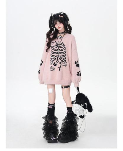 ふわふわネコモチーフ丸首ゆるニット 秋冬ガーリー