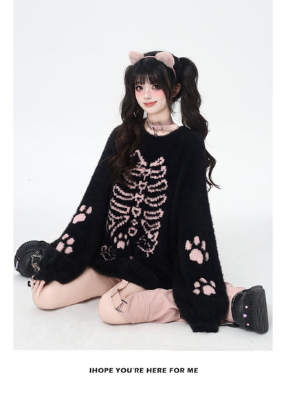 ふわふわネコモチーフ丸首ゆるニット 秋冬ガーリー