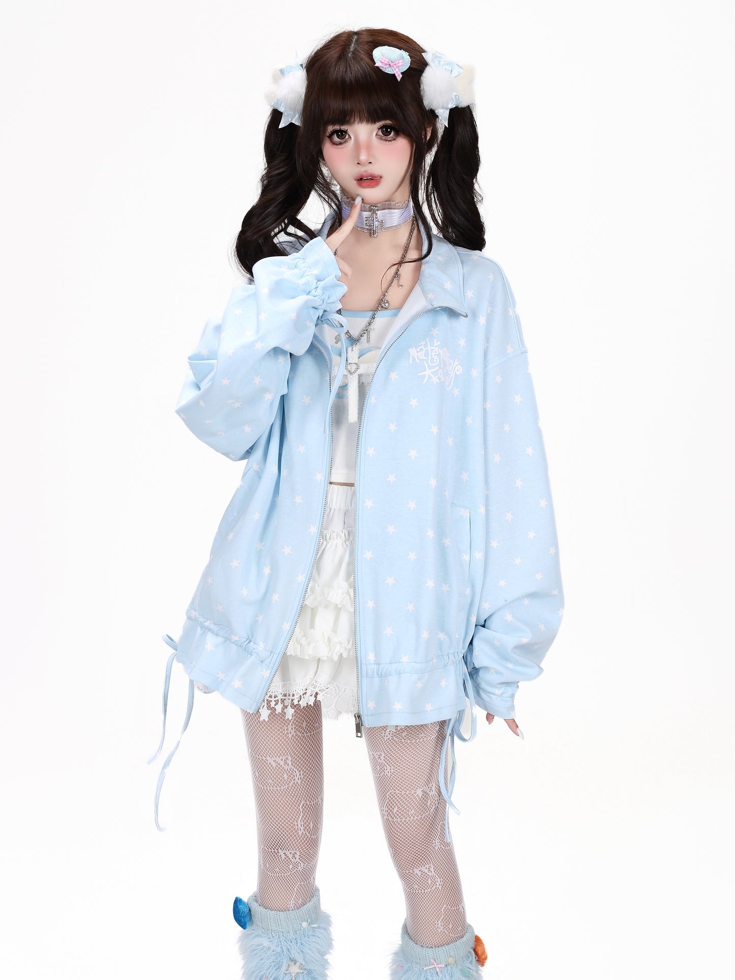 スター総柄ハイネックドロストジップフーディー