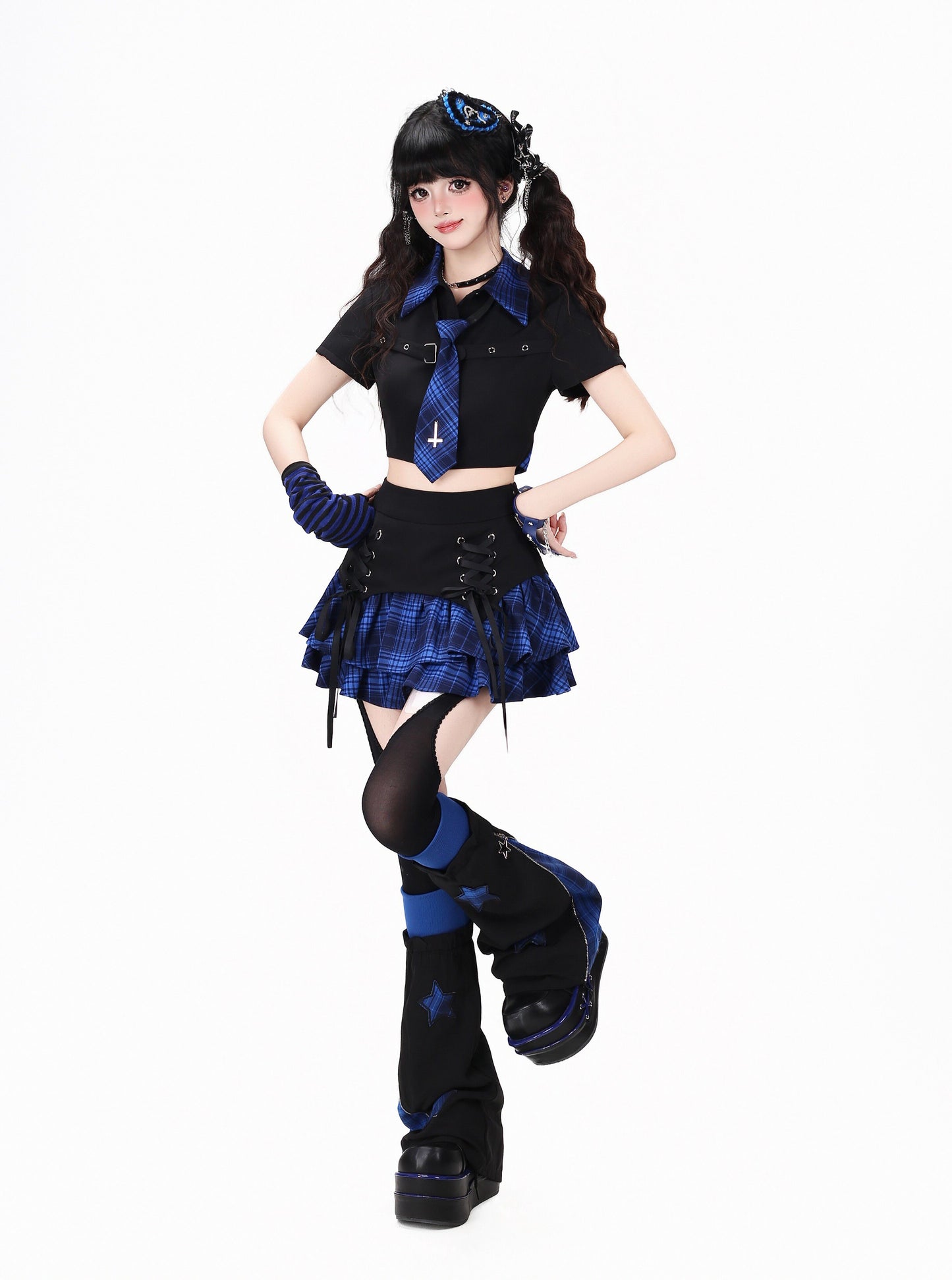 クロスベルトミニスカート
