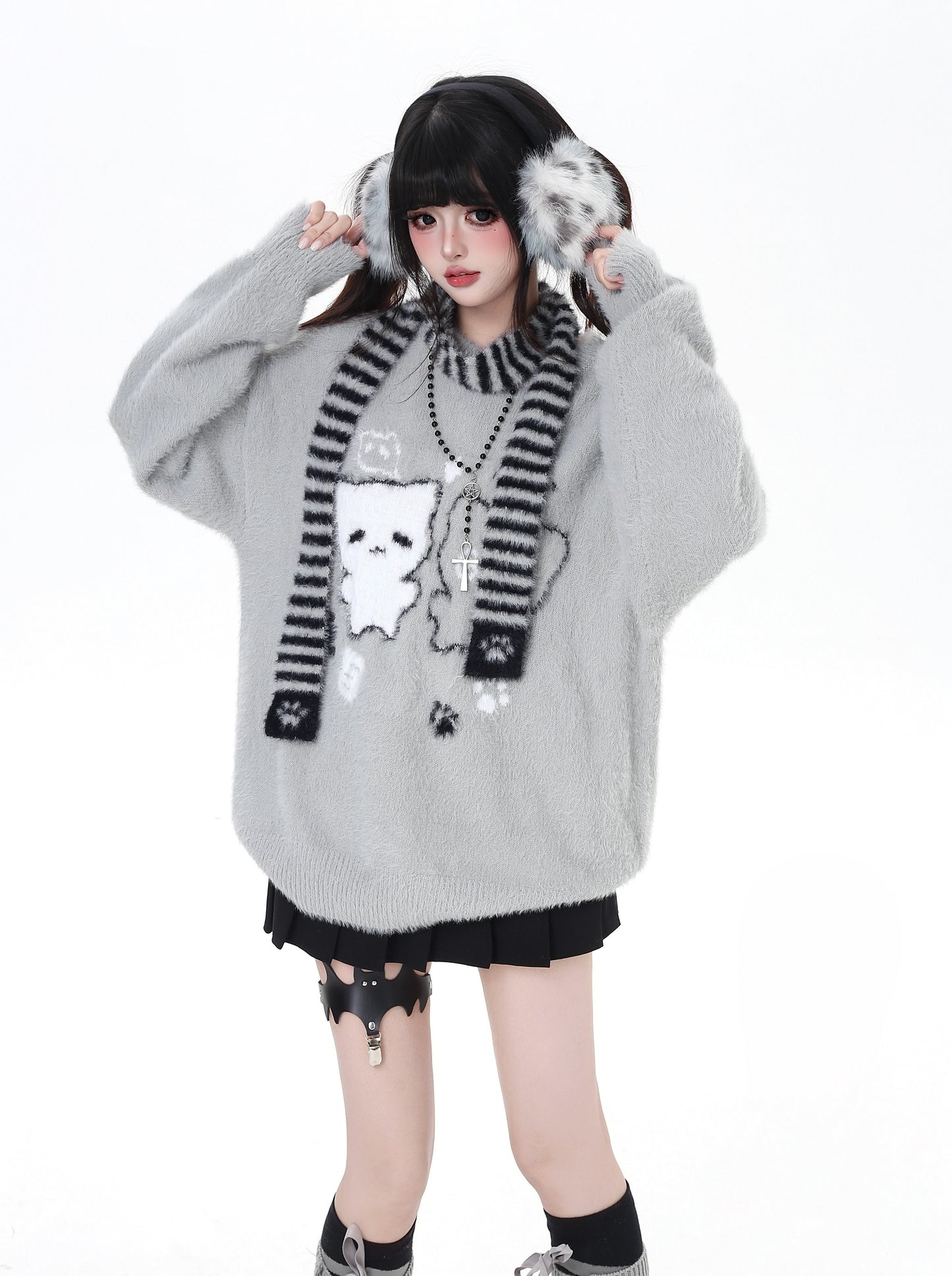 ふわもこ猫柄ニット＋マフラー付き