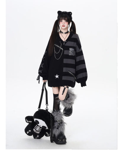 バイカラーストライプVネックニット