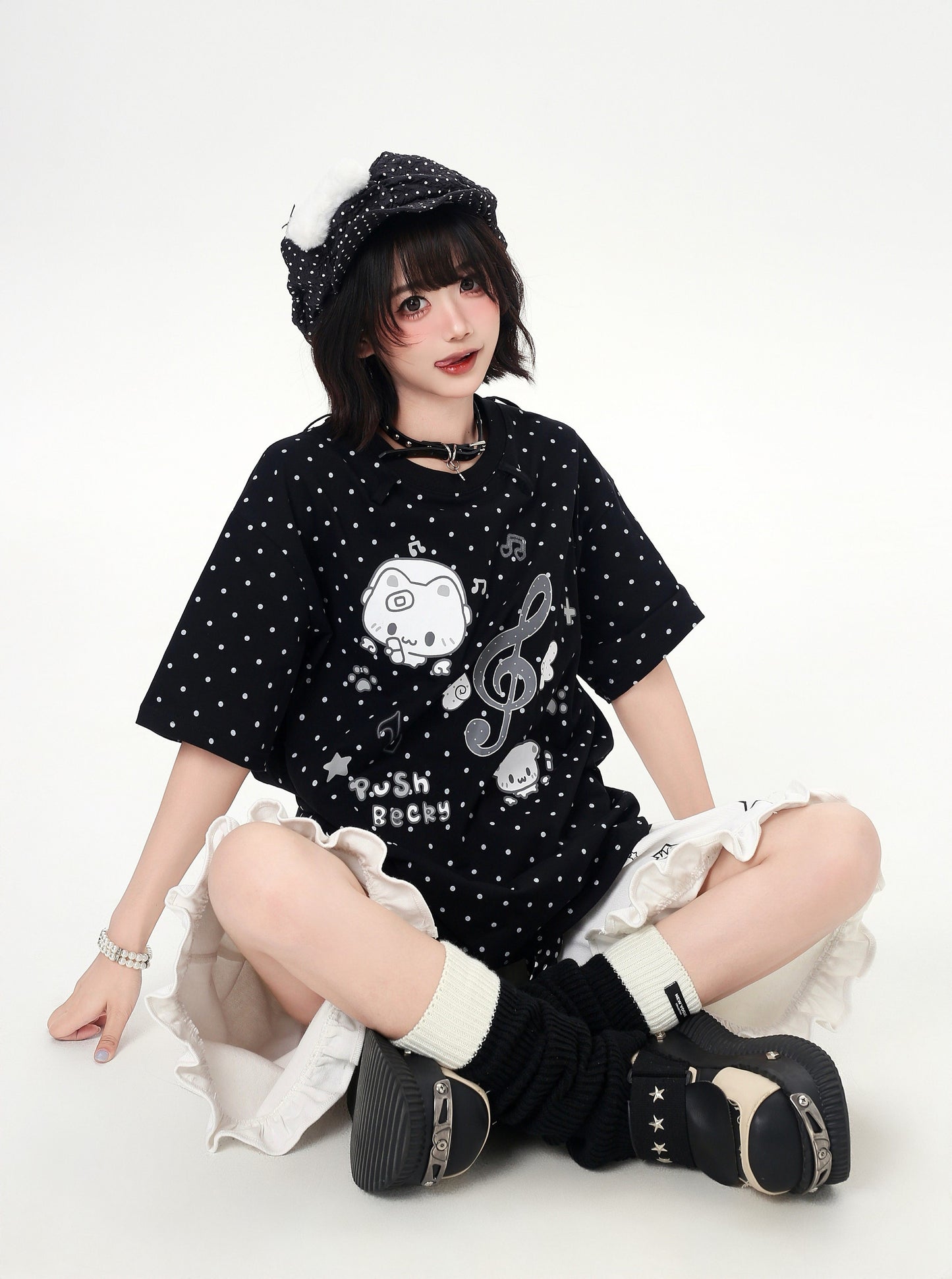 ネコドットタイ付きTシャツ