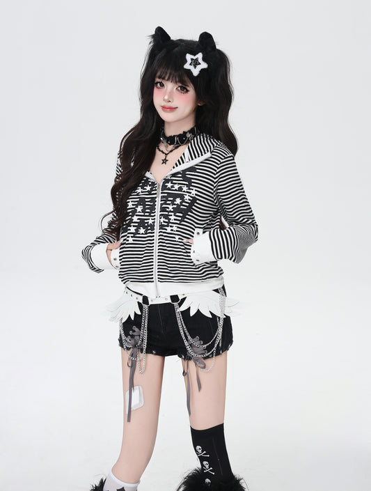 ストライプ柄ショート丈ジップパーカー