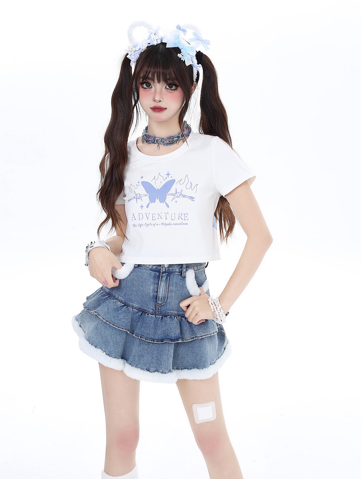 Strappy fitted cropped T-shirt with ribbon